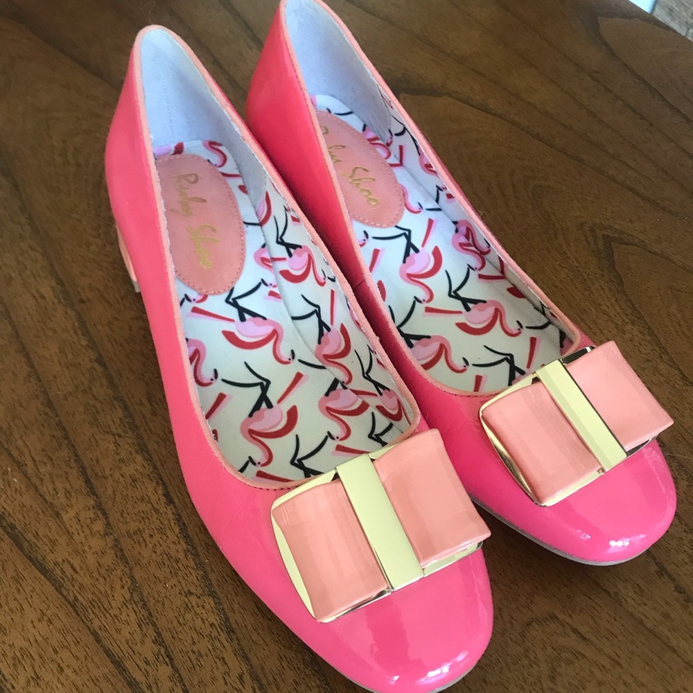 NEW Ruby Shoo Vintage style pink bow heels size 6